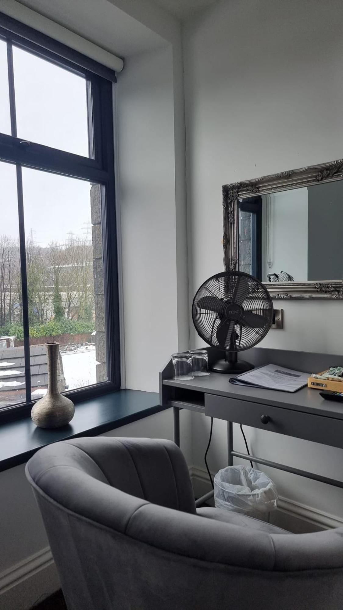 The Friendship Hotel Stocksbridge  Εξωτερικό φωτογραφία
